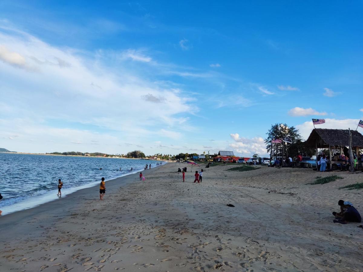 Ayuni Homestay Kuala Besut Terengganu 外观 照片
